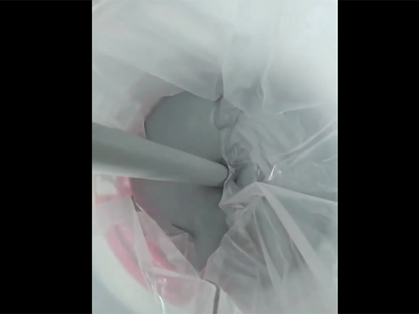灰色國標水性聚氨酯防水涂料生產